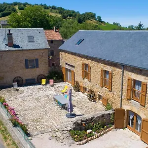 D'hôtes Entre Dolmens Et Fontaines Buzeins